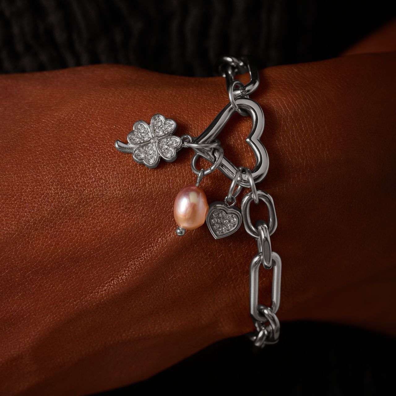 Charm aus Edelstahl, Kleeblatt mit Zirkonia