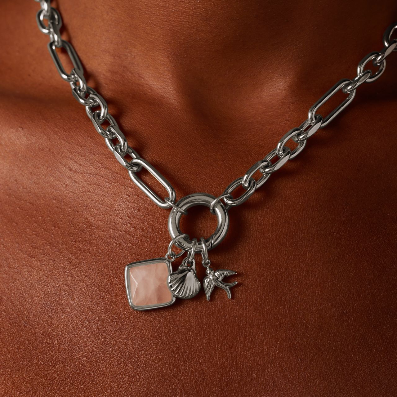 Charm aus Edelstahl, Schwalbe