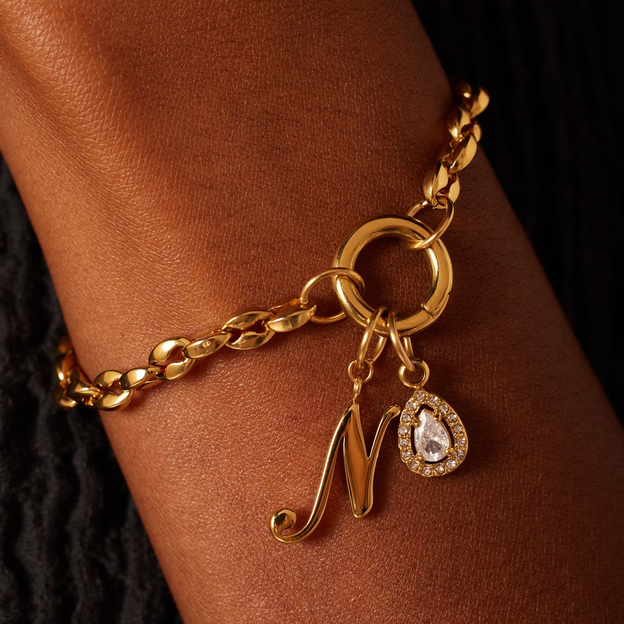 Stalen goldplated bedel drupppel zirkonia