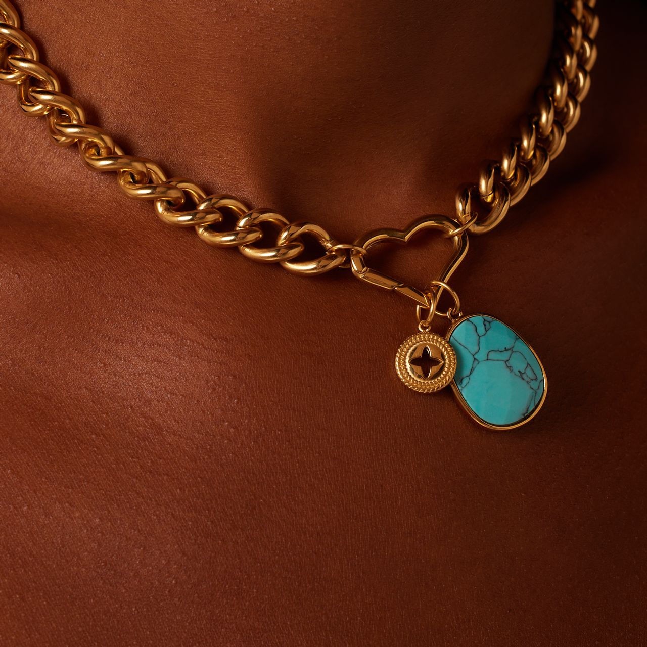 Stainless steel goldplated hanger met turquoise voor dames