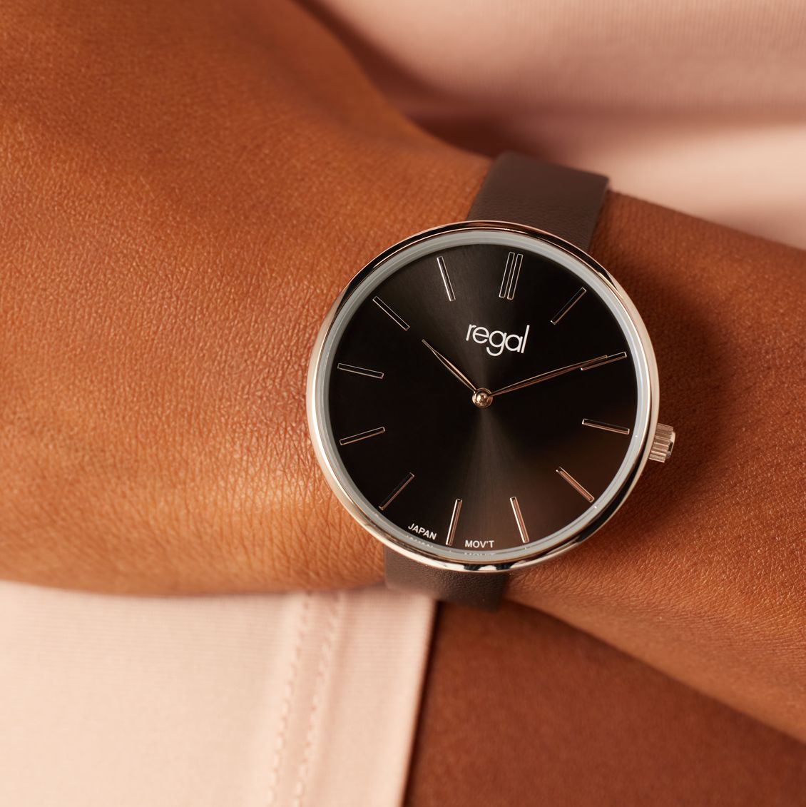 Regal dames horloge met zwarte band