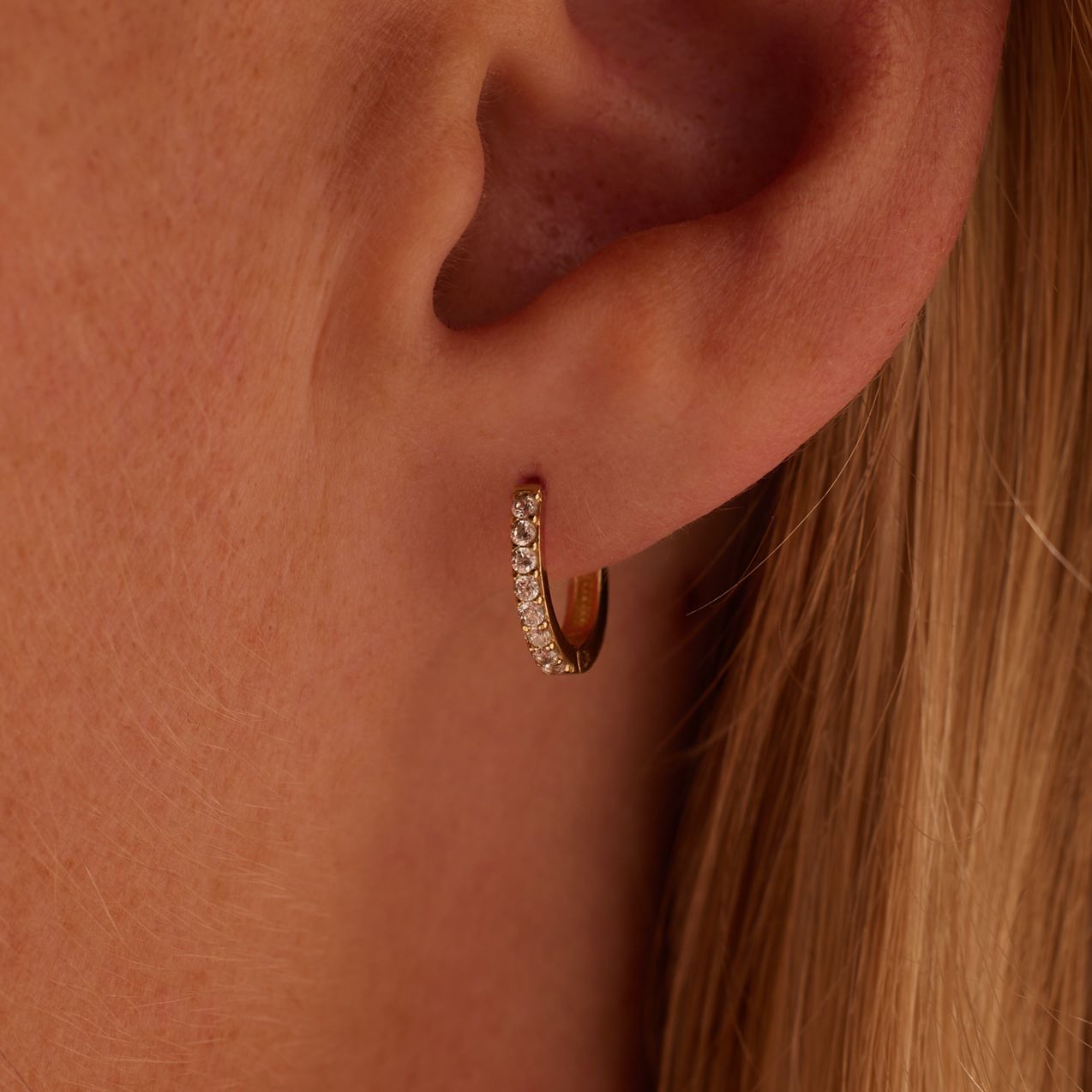 Ohrringe aus 375er Gold, mit Zirkonia