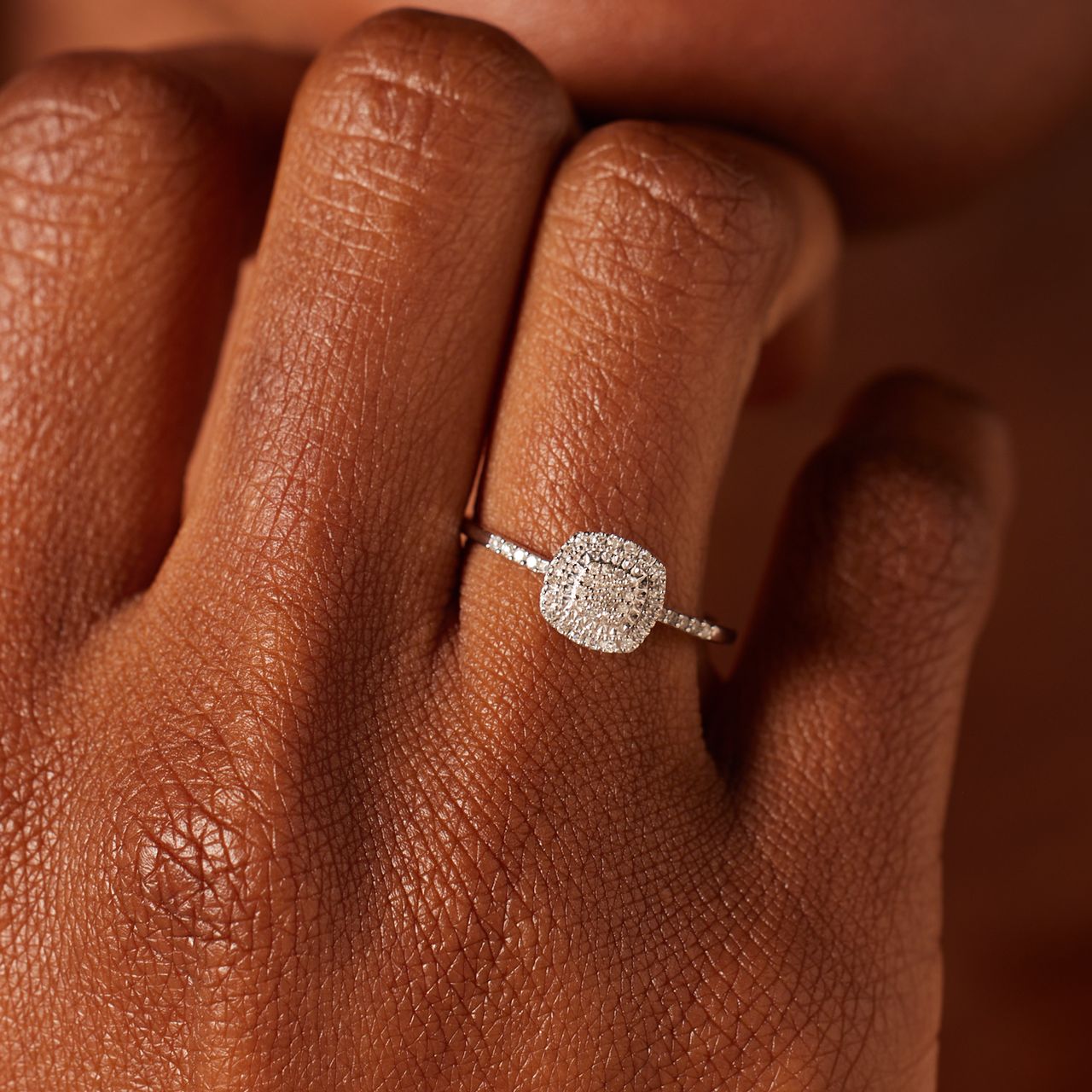 14 Karat Goldring mit Diamant 0,10ct