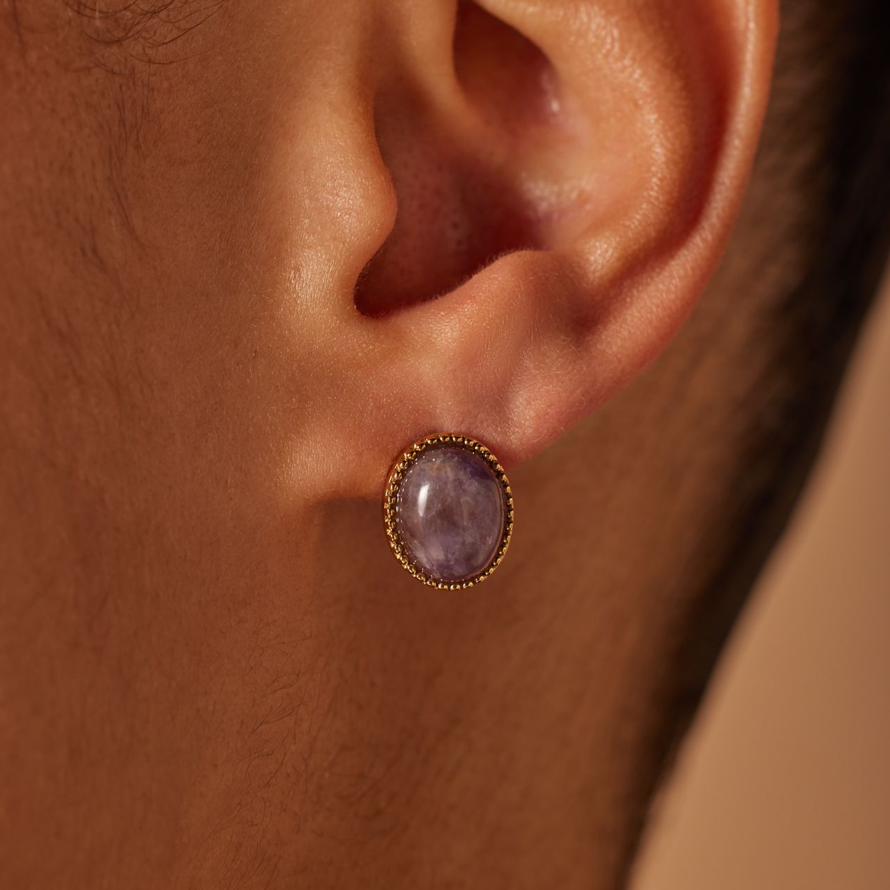 Stainless steel goldplated oorknoppen met amethyst voor dames