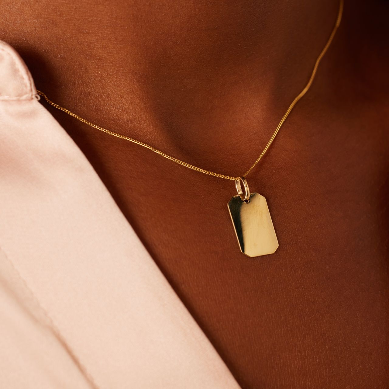 9 karaat hanger dogtag