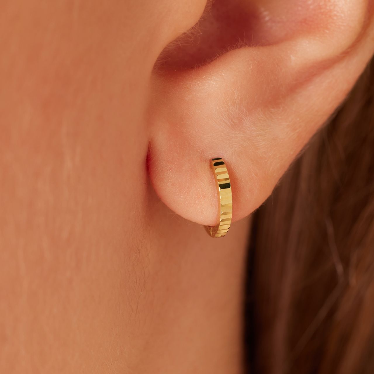 14 Karat Gelbgold Ohrringe, verziert, 11 mm