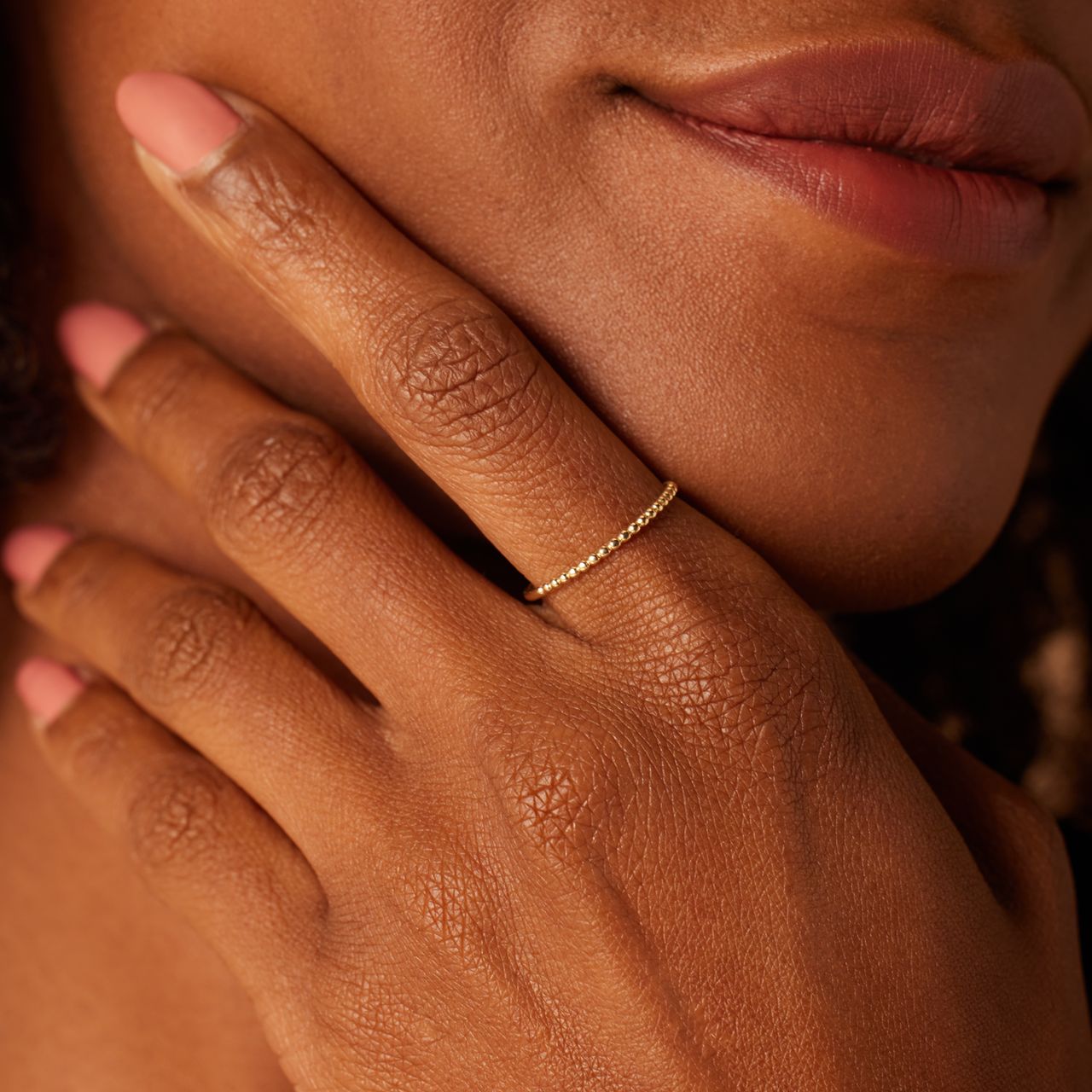 14 Karat Gelbgoldring mit Kügelchen