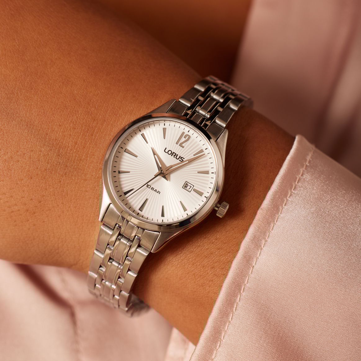 Lorus Minimalistisch Dames Horloge Zilverkleurig RJ201CX9