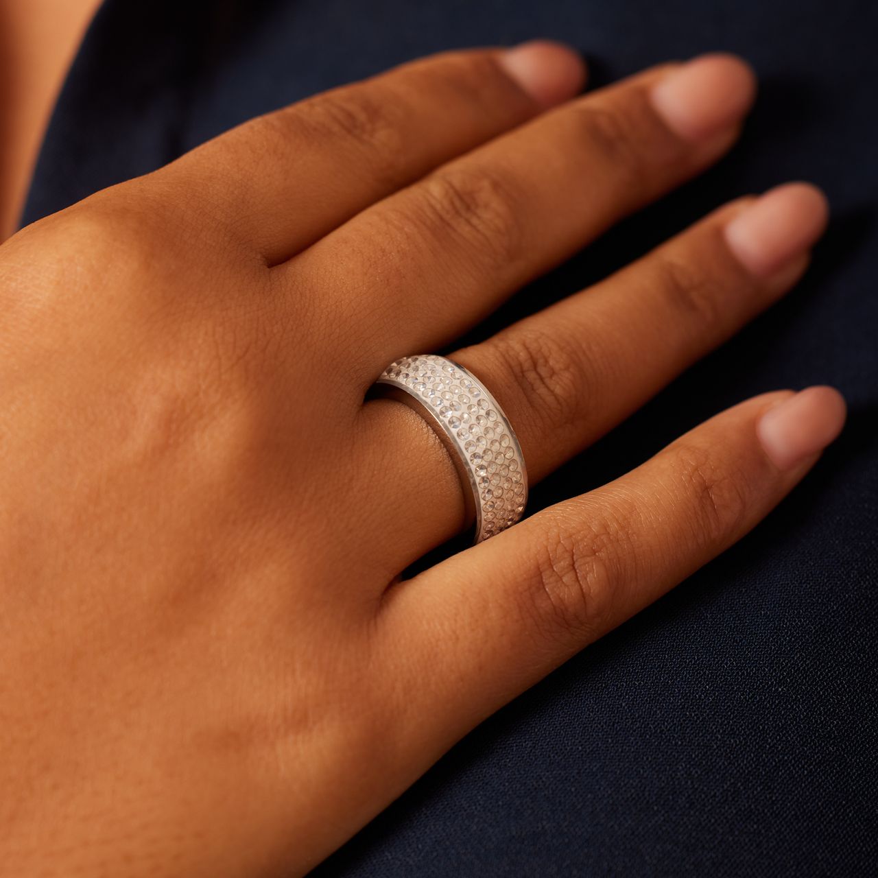 Stainless steel ring met kristal