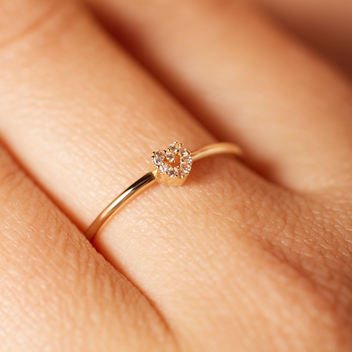14 karaat geelgouden ring met hart met zirkonia voor dames