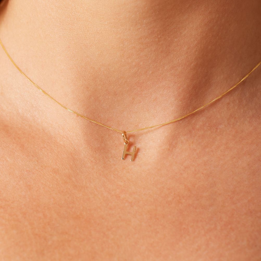 14 Karat Gold Buchstabenanhänger Alphabet