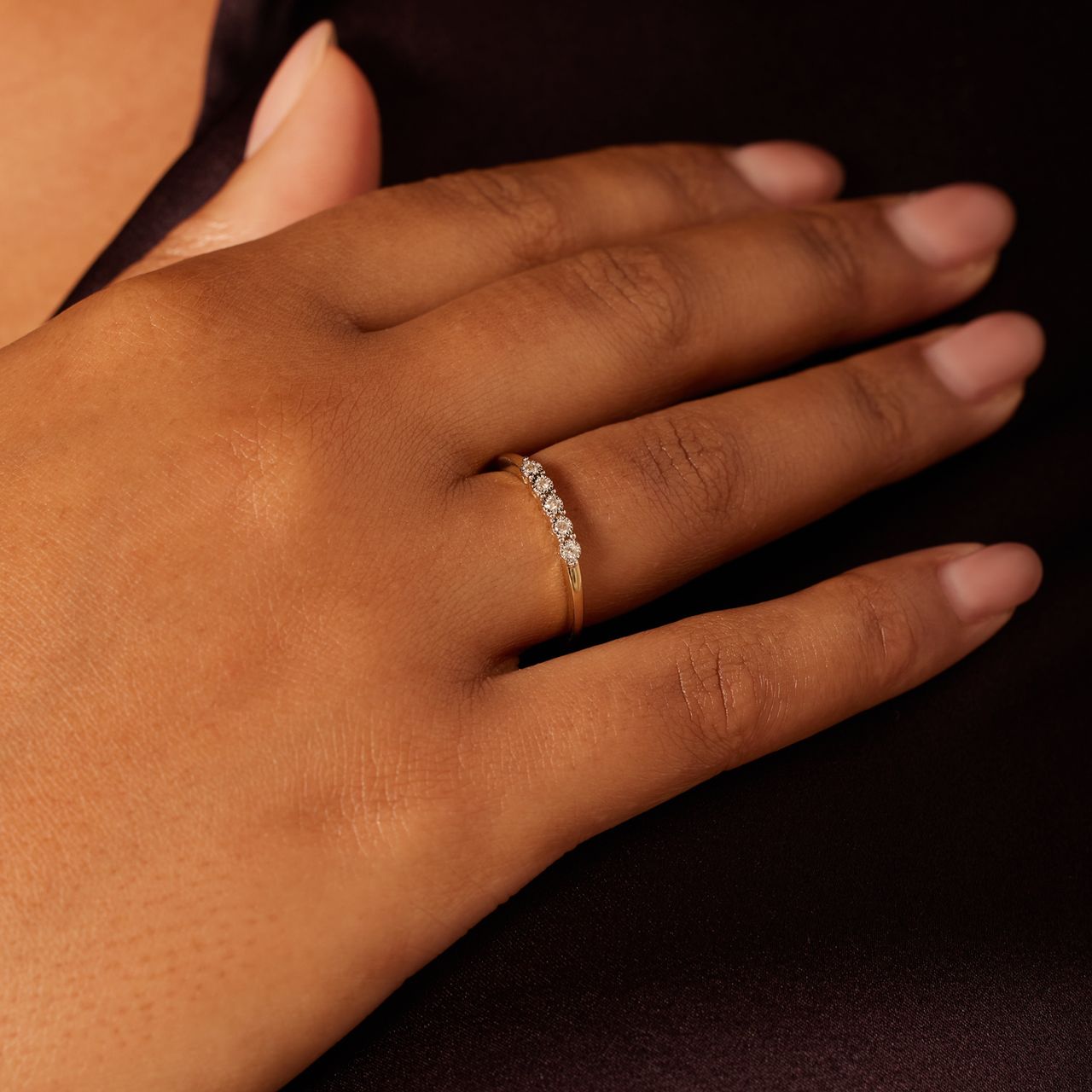 14 karaat geelgouden ring met 5 diamanten 0,05 ct voor dames