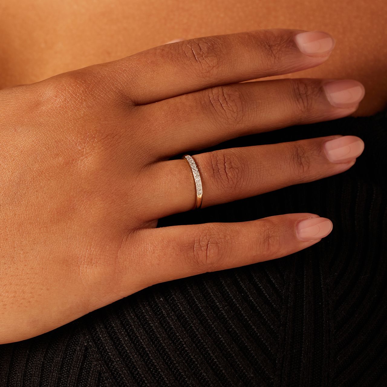 14 Karat Gelbgoldring mit im Labor gezüchtetem Diamanten 0,090 ct für Damen