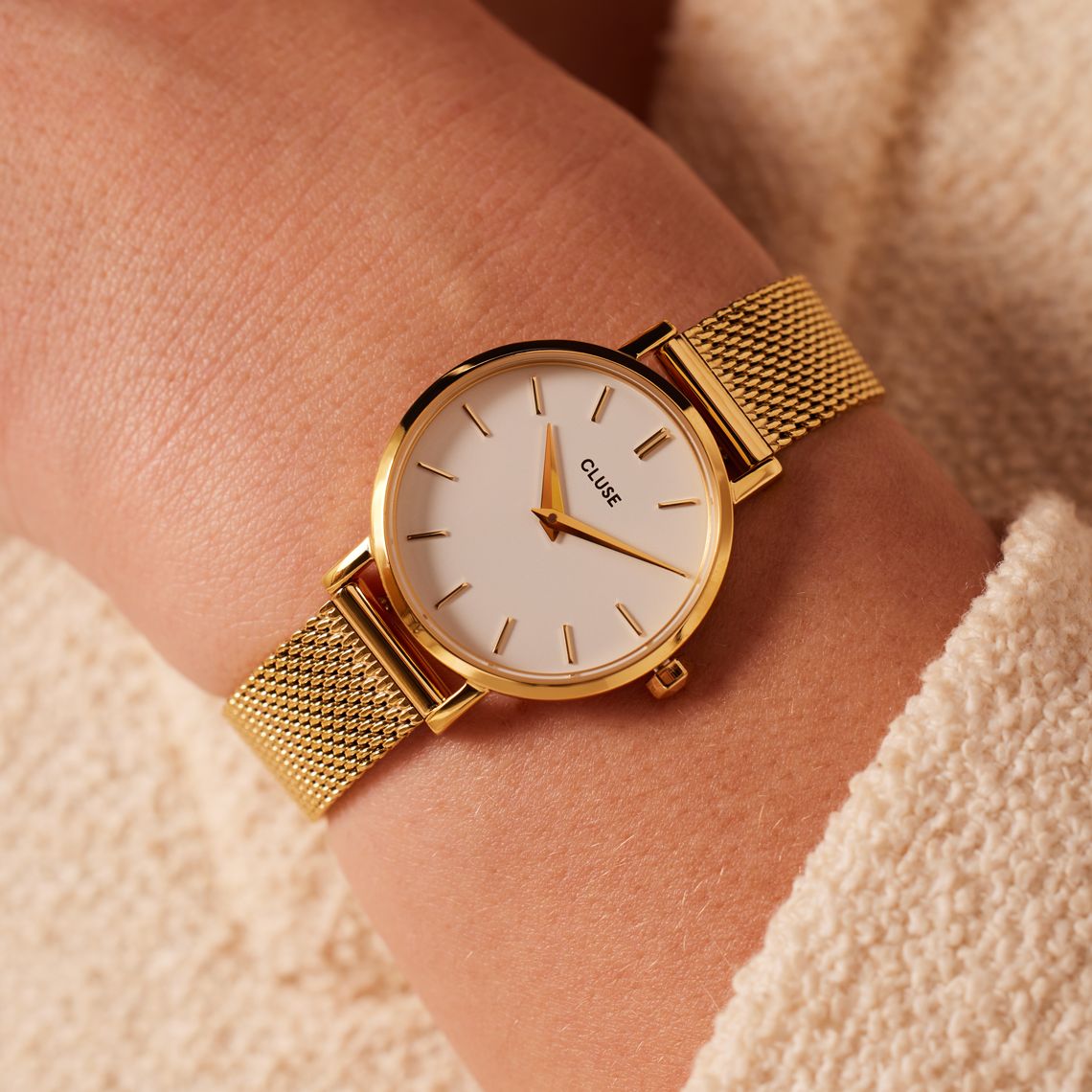 CLUSE - Boho Chic horloge goudkleurig mesh