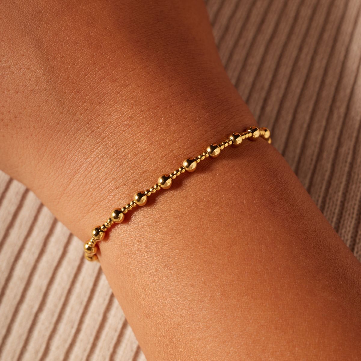 Stalen goldplated kralenarmband voor dames