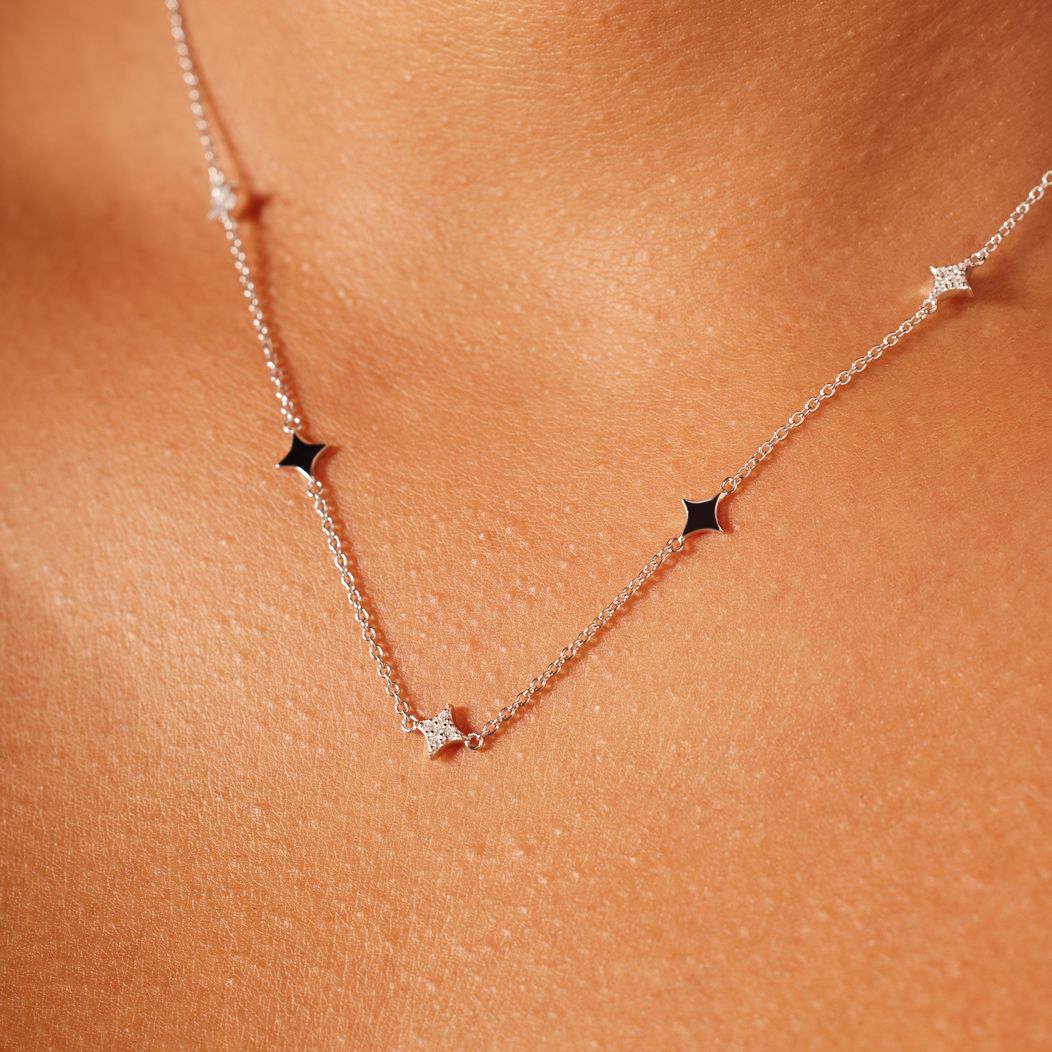 Silberne Halskette für Damen