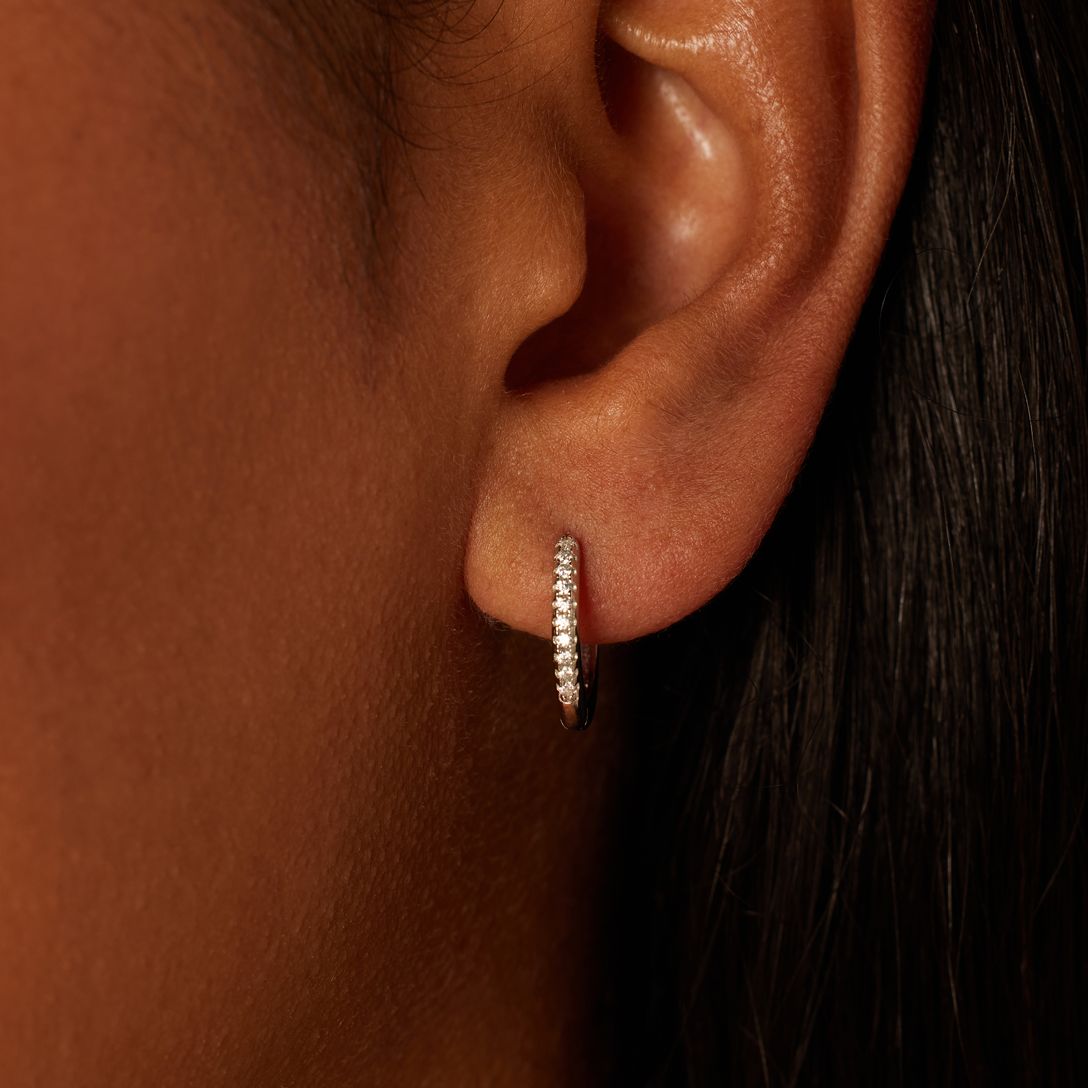 Silberne Creolen 15 mm mit Zirkonia