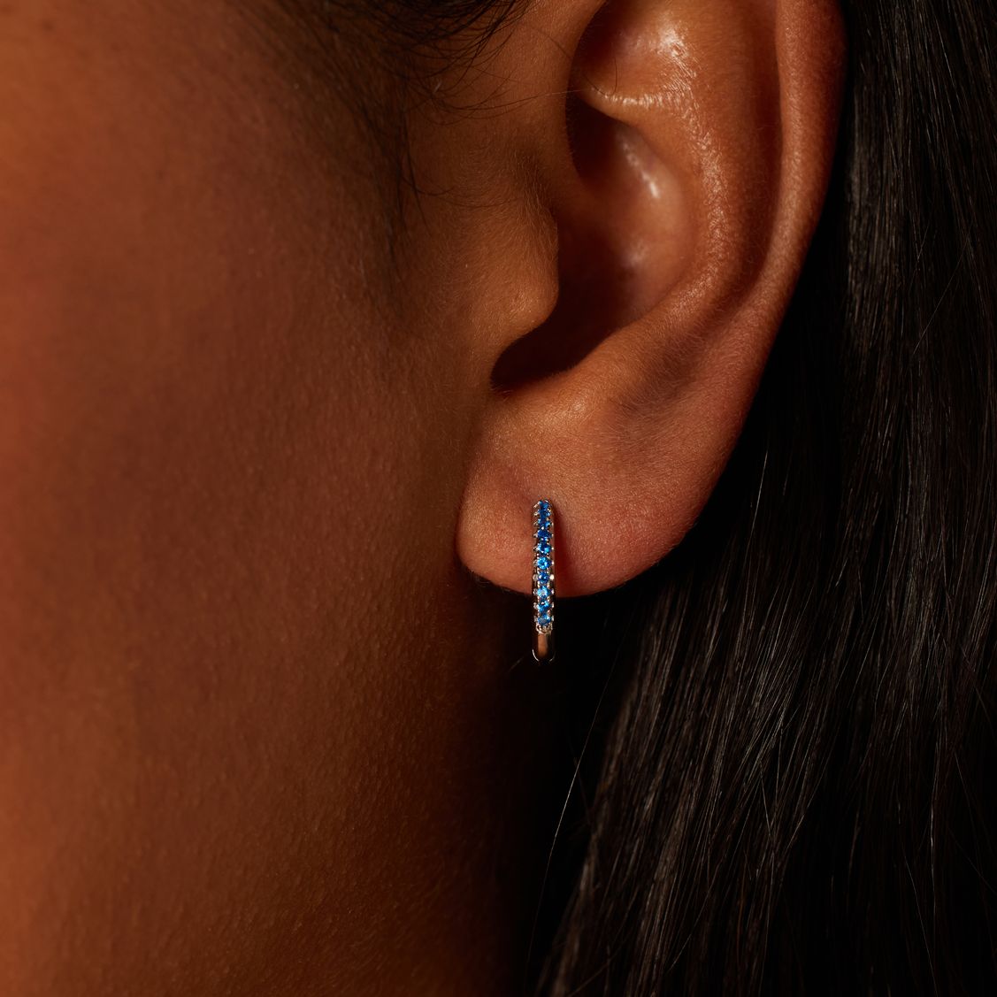 Zilveren oorringen 15mm met zirkonia