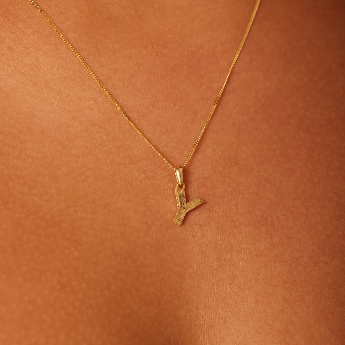 14 Karat Gelbgold Buchstabenanhänger für Damen