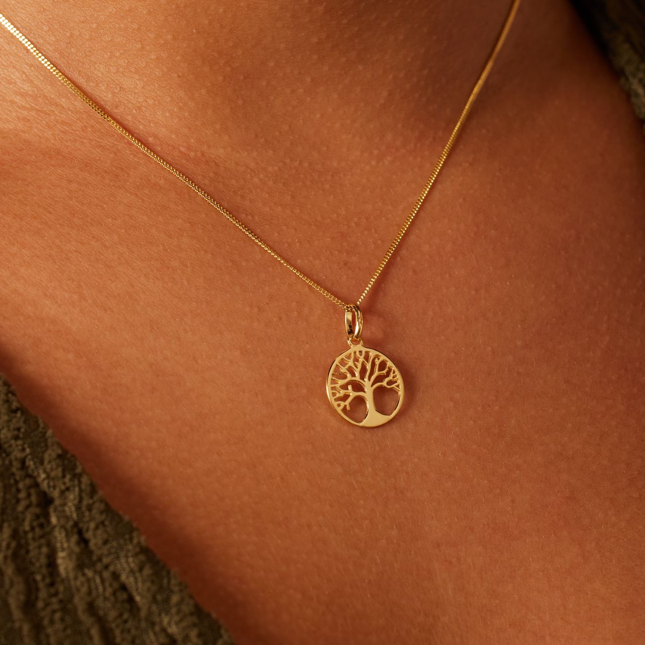 Zilveren goldplated hanger levensboom