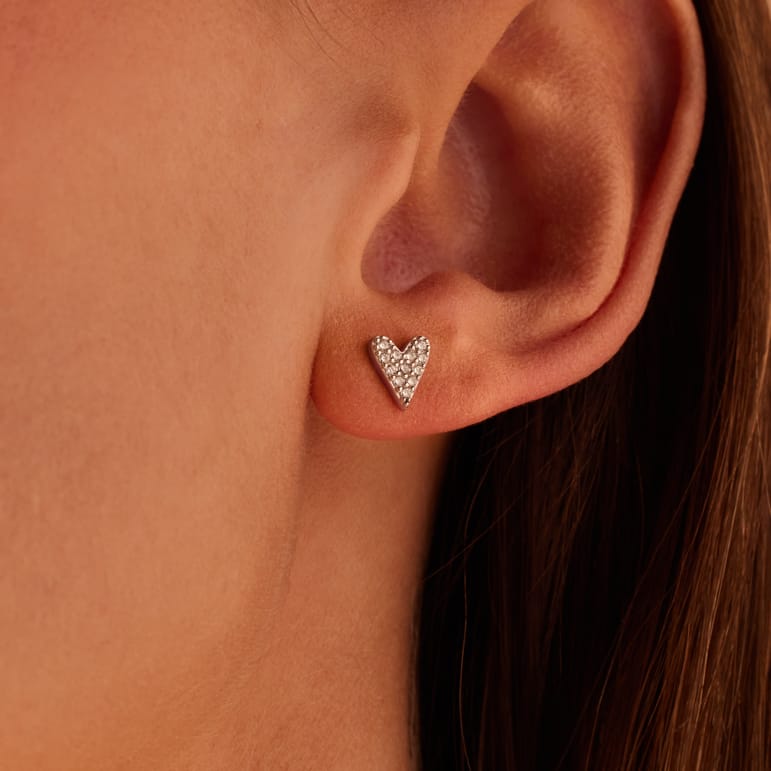 Zilveren oorknoppen hart met zirkonia voor dames