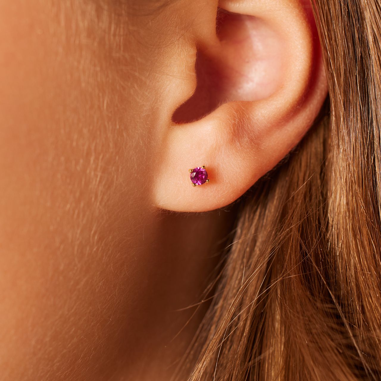 Zilveren goldplated oorring kinderen ruby zirkonia