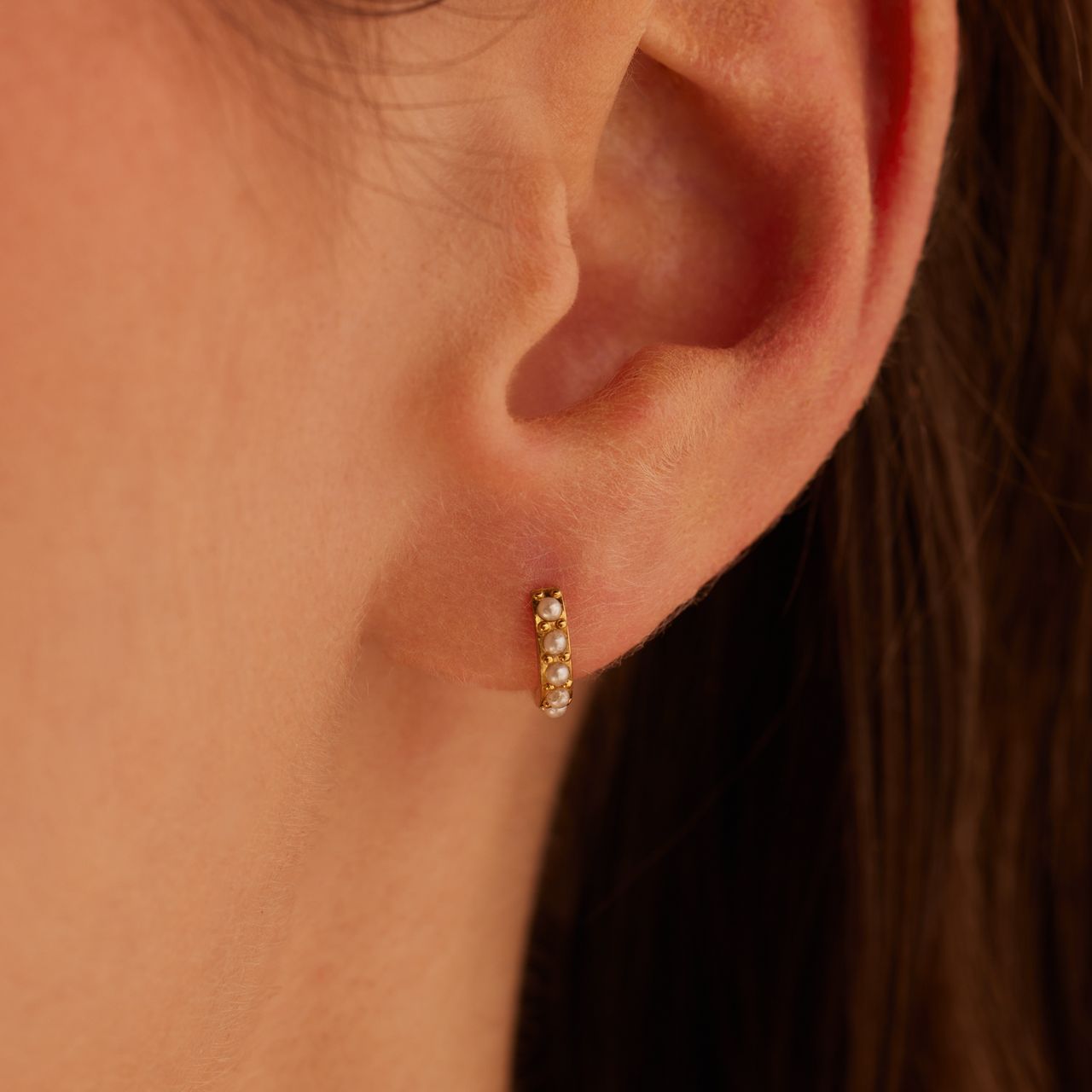 Stalen goldplated earcuff parel