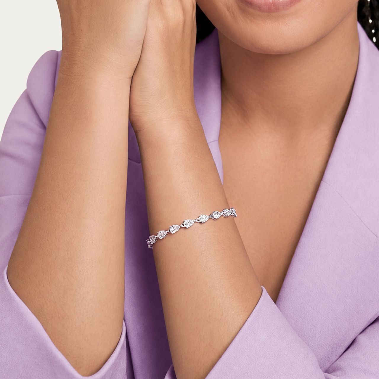 Silbernes Armband mit Zirkonia