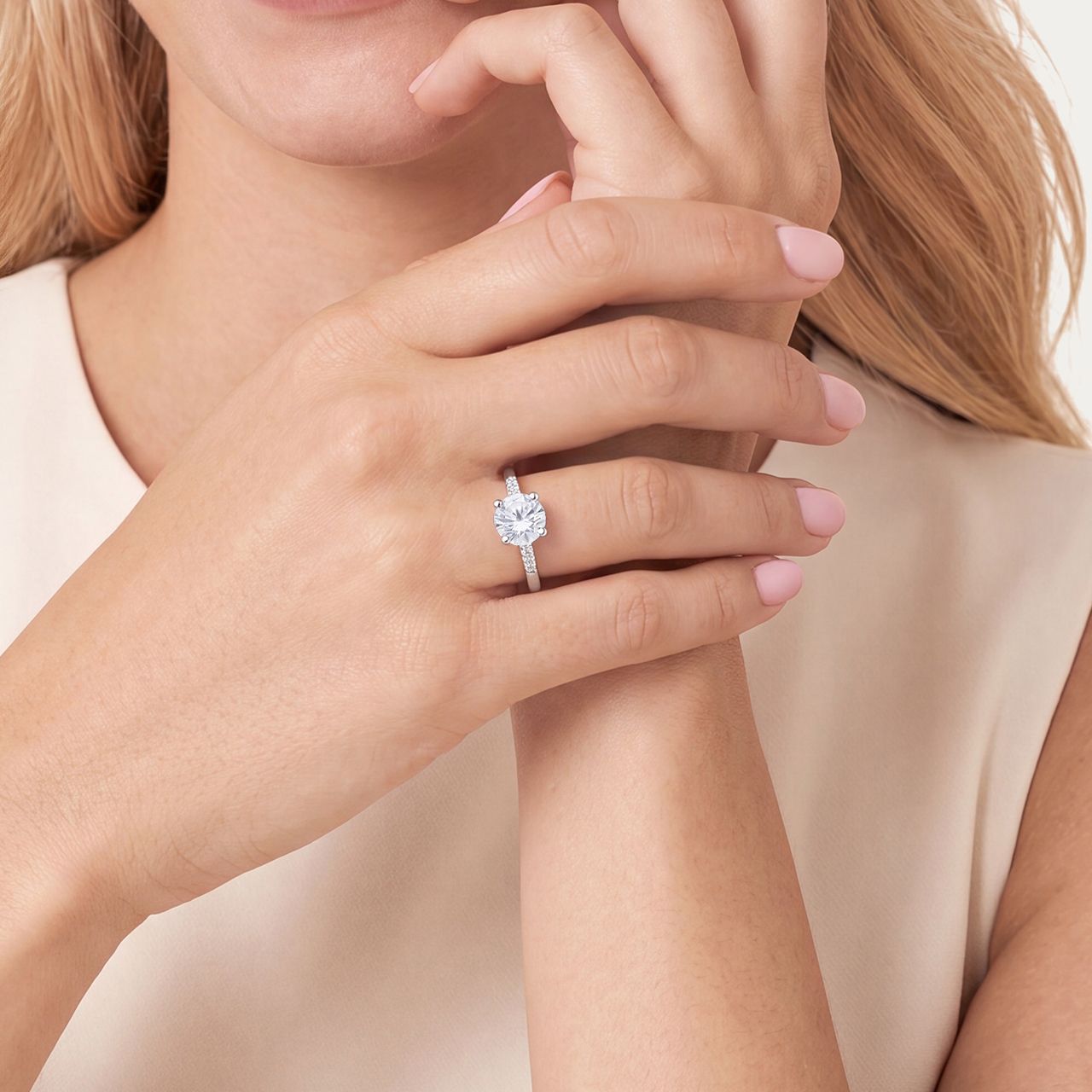 Silberner Ring mit Zirkonia