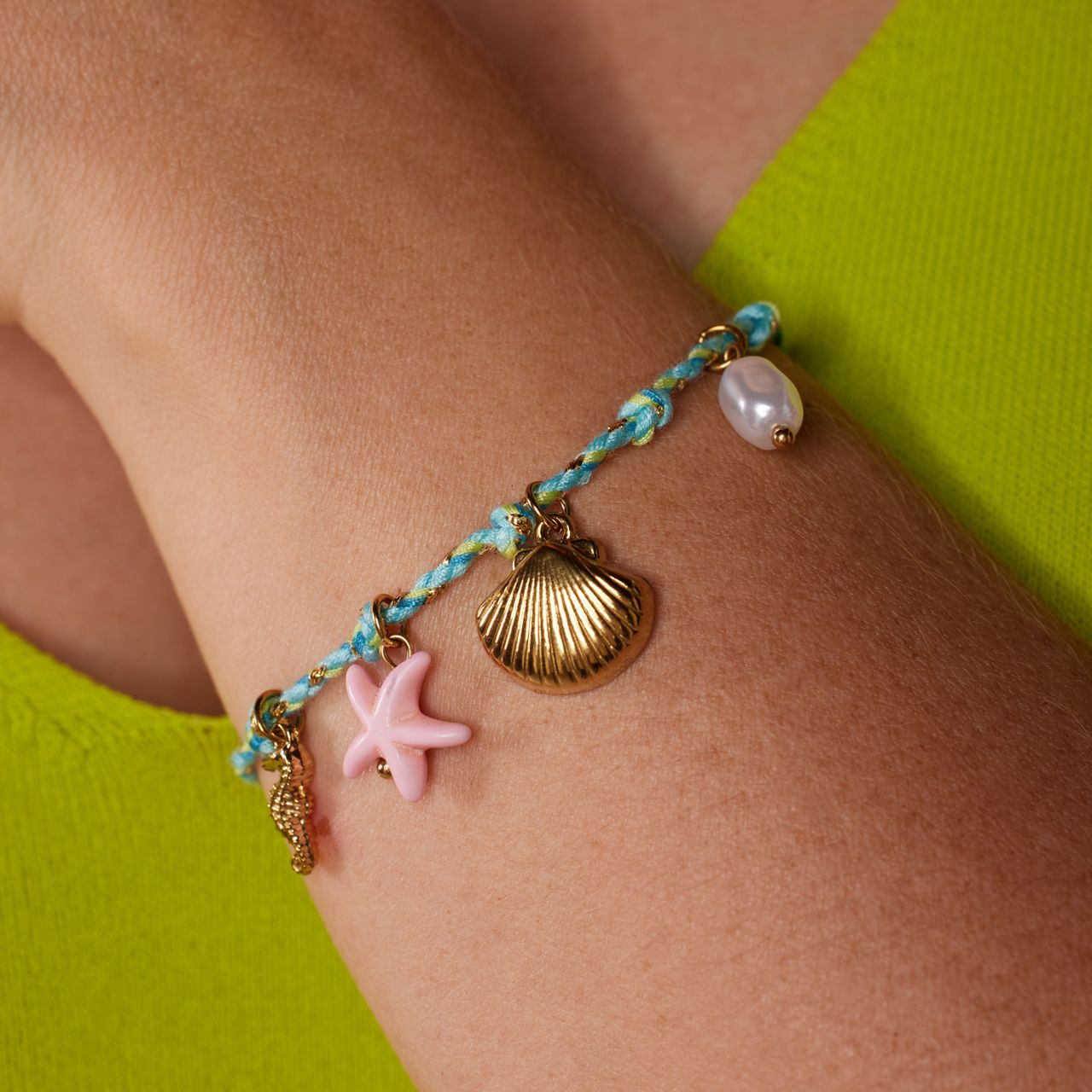 Edelstahl-Armband mit Muschel-Anhänger für Damen