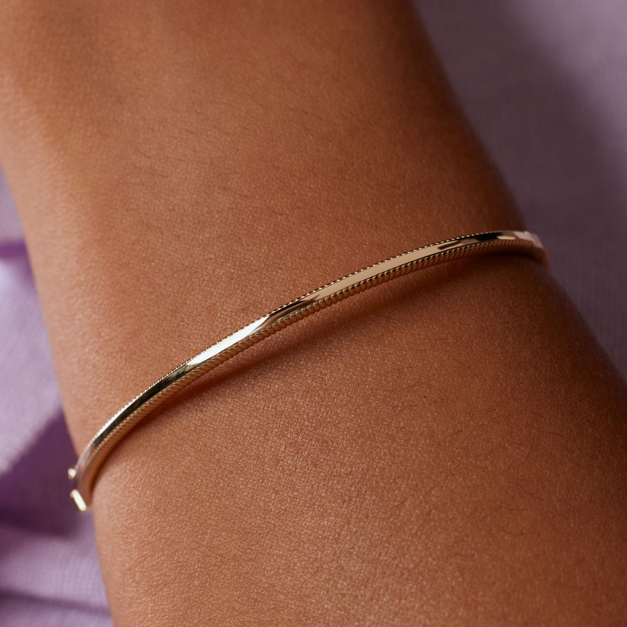 14 karaat gouden bangle 2mm