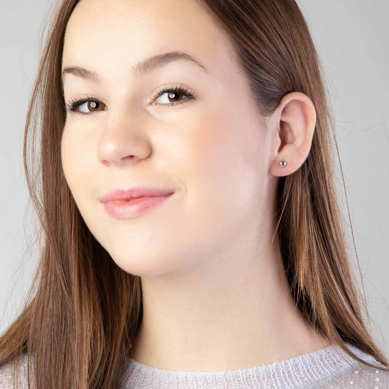 9 karaat oorknoppen bol wit 5mm voor dames
