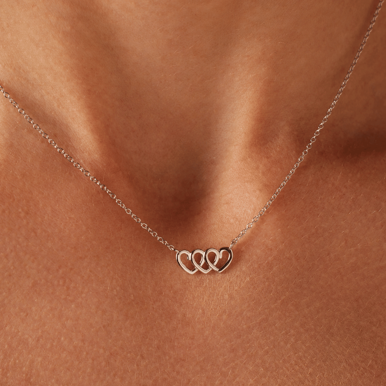 Zilveren ketting 3hartjes