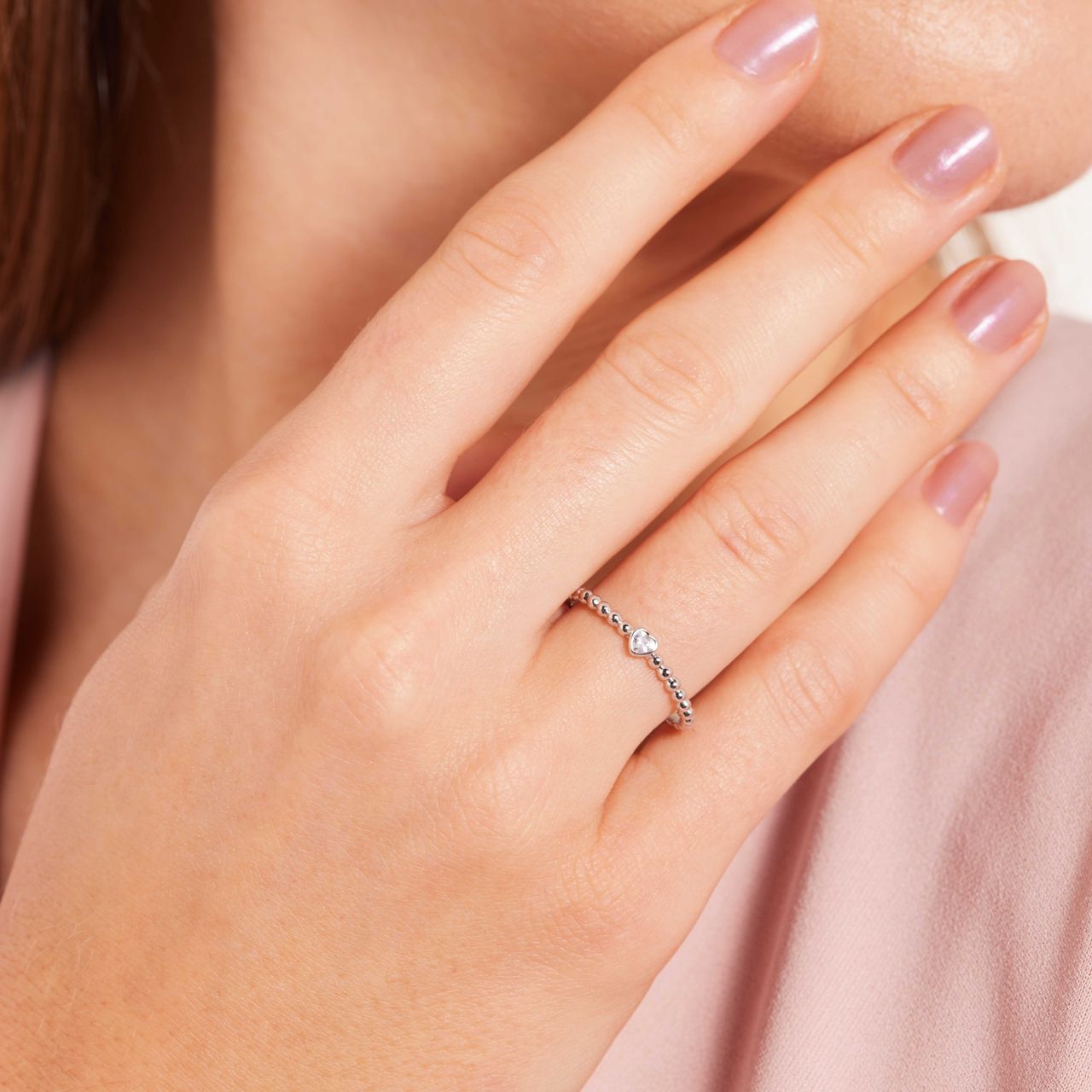Silberner Ring Kugel mit Herz Zirkonia