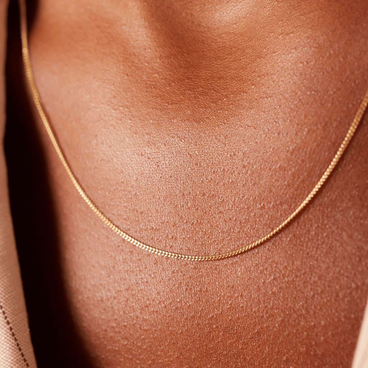 14K geelgouden ketting 45cm gourmetschakel 1,1mm