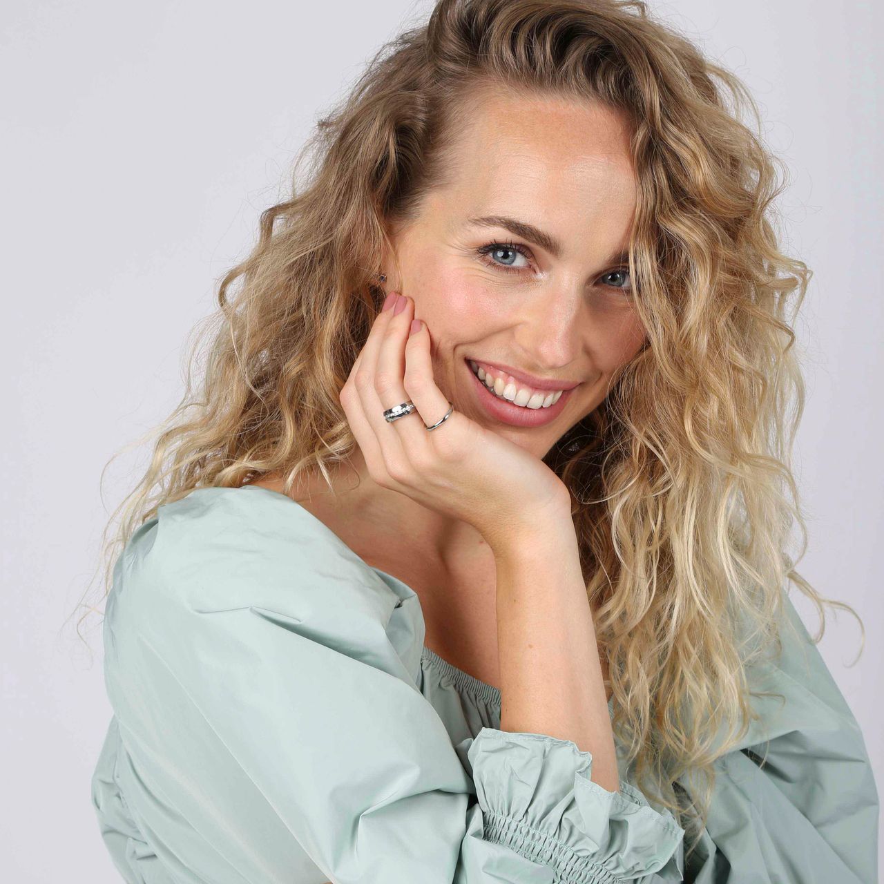 Gerecycled stainless steel ring