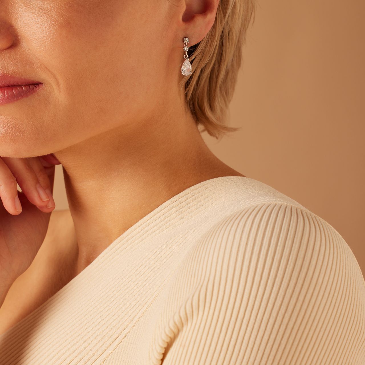 Zilveren oorknoppen met zirkonia hanger druppel voor dames