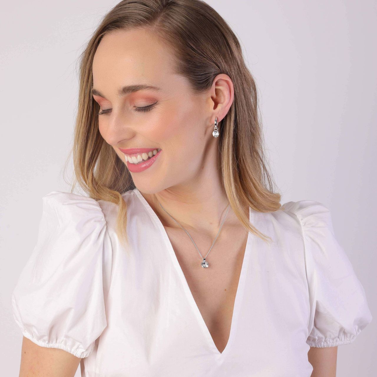Zilveren ketting met hanger kristal