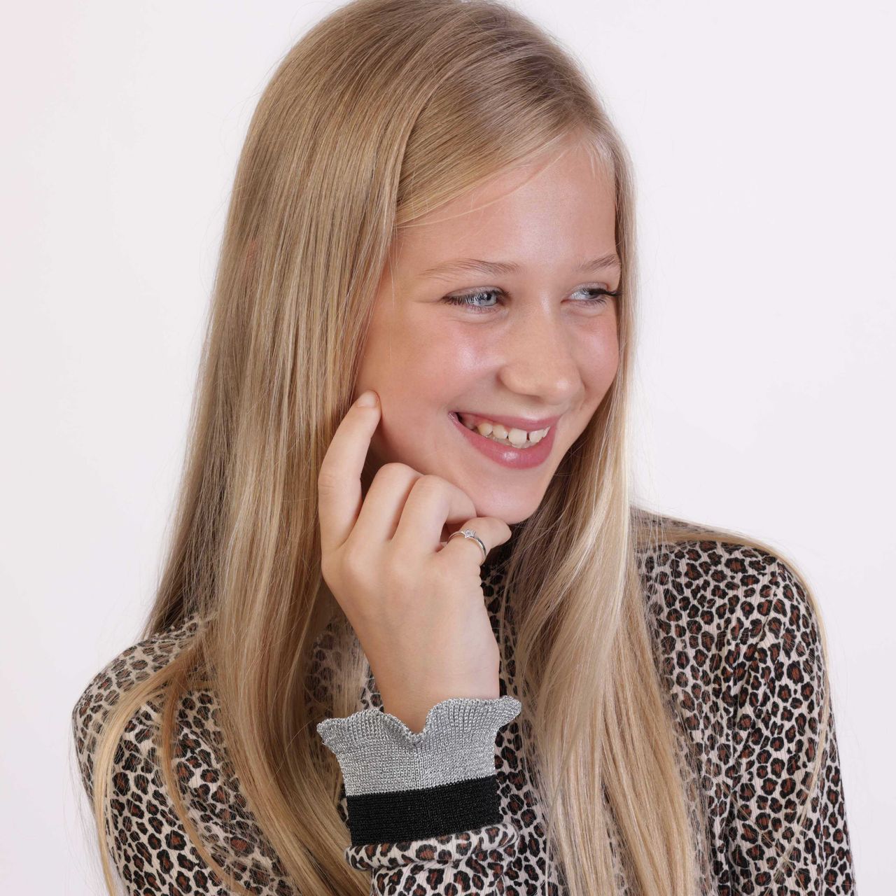 Zilveren kinderring met zirkonia