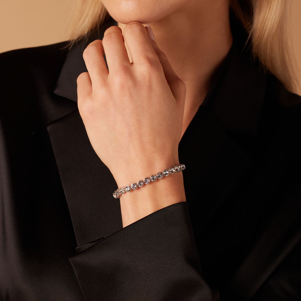 Silbernes Tennisarmband mit Swarovski-Kristallen für Damen