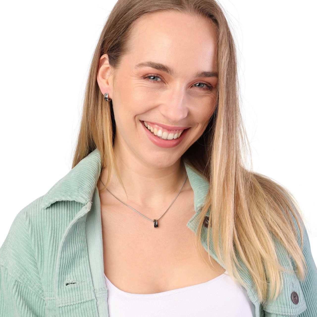 Gerecycled stainless steel set ketting&oorbellen zwarte zirkonia