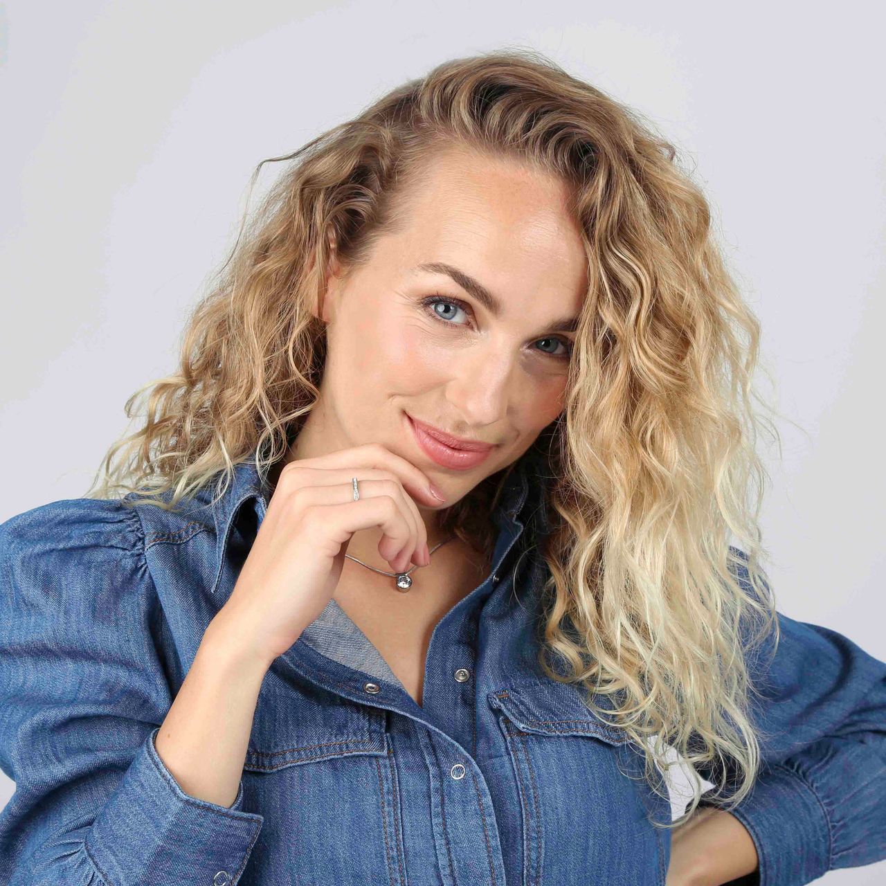 Gerecycled stainless steel ketting met witte zirkonia