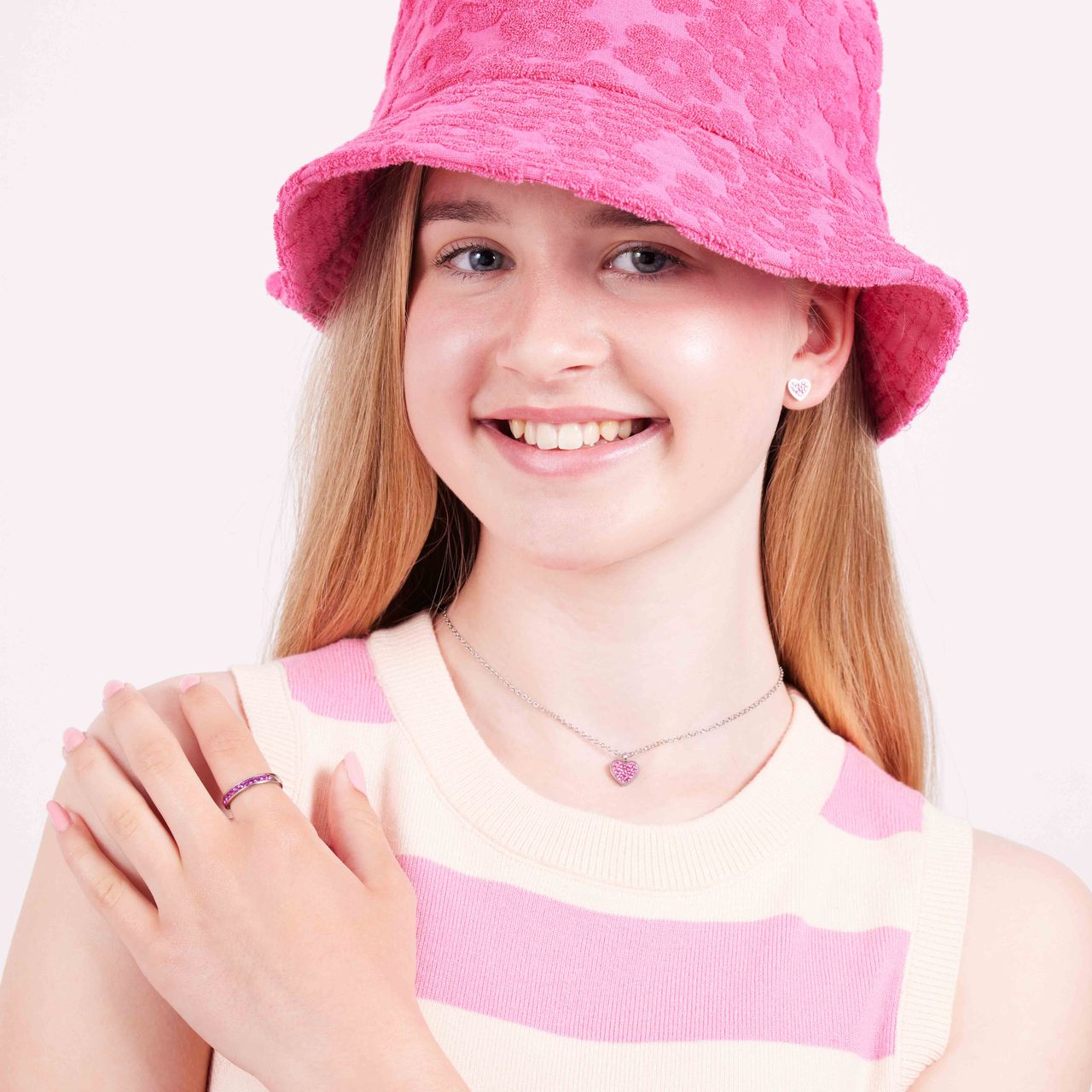 Gerecycleerd stainless steel kinderring fuchsia kristal