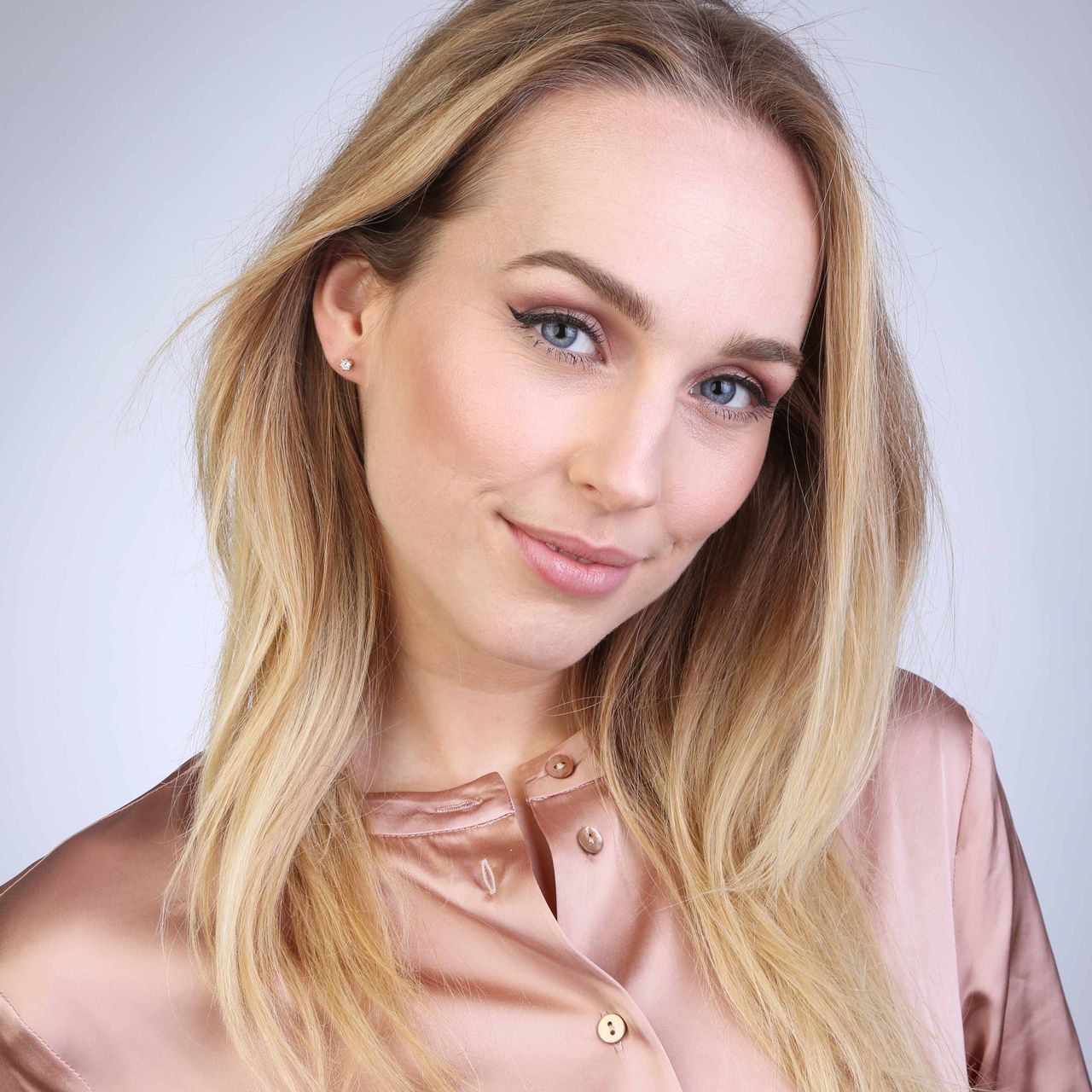 Geelgouden solitair oorbellen  diamanten (0,47ct.)