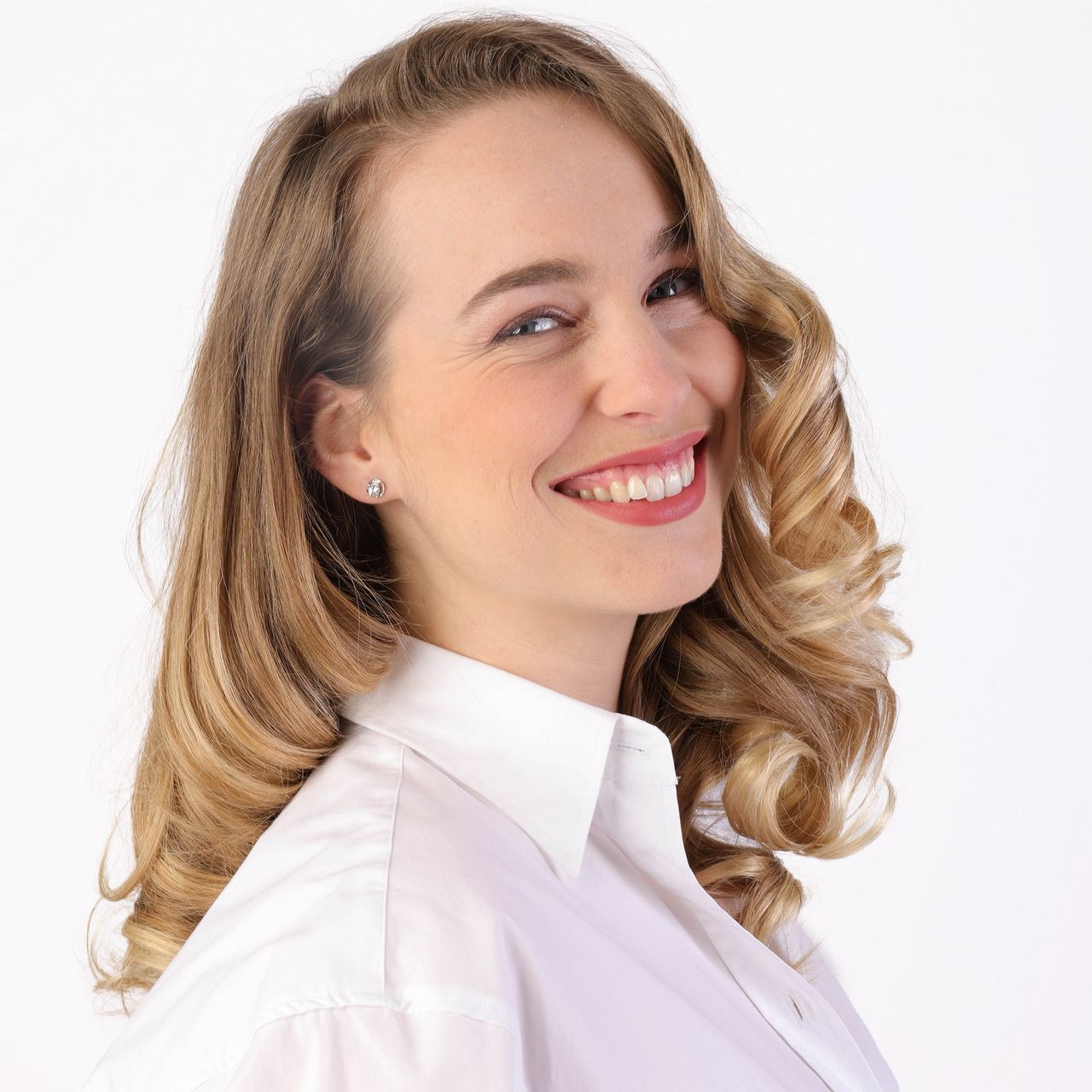 Zilveren oorbellen rhodiumplated met zirkonia