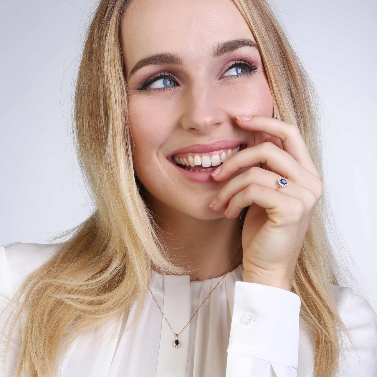 14K geelgouden ketting saffier en diamant 0,07ct
