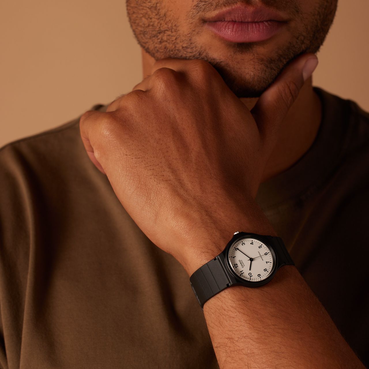 Casio Armbanduhr MQ-24-7BLLEG