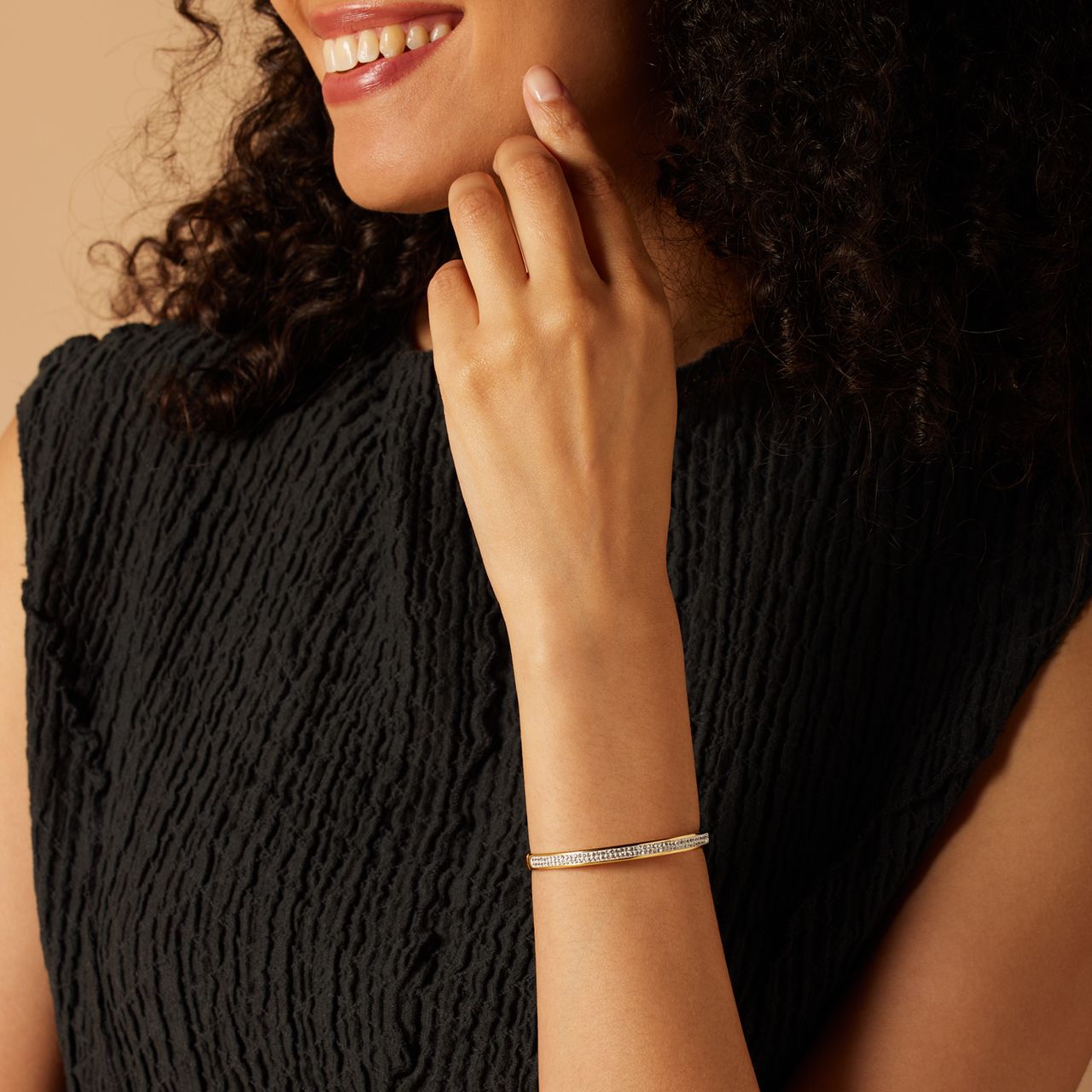 Stalen goldplated kinderarmband bangle met kristal