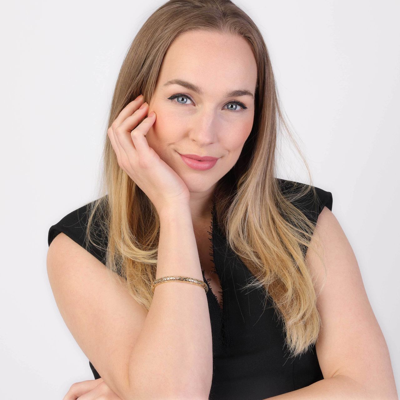 9 Karaat bangle opengewerkt