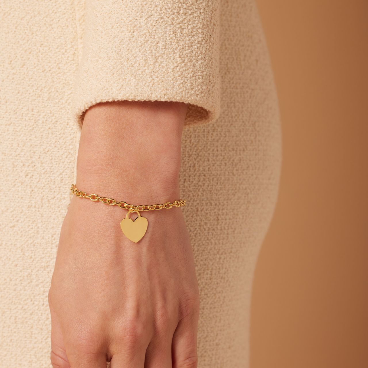 9-karätiges Armband mit Herzanhänger